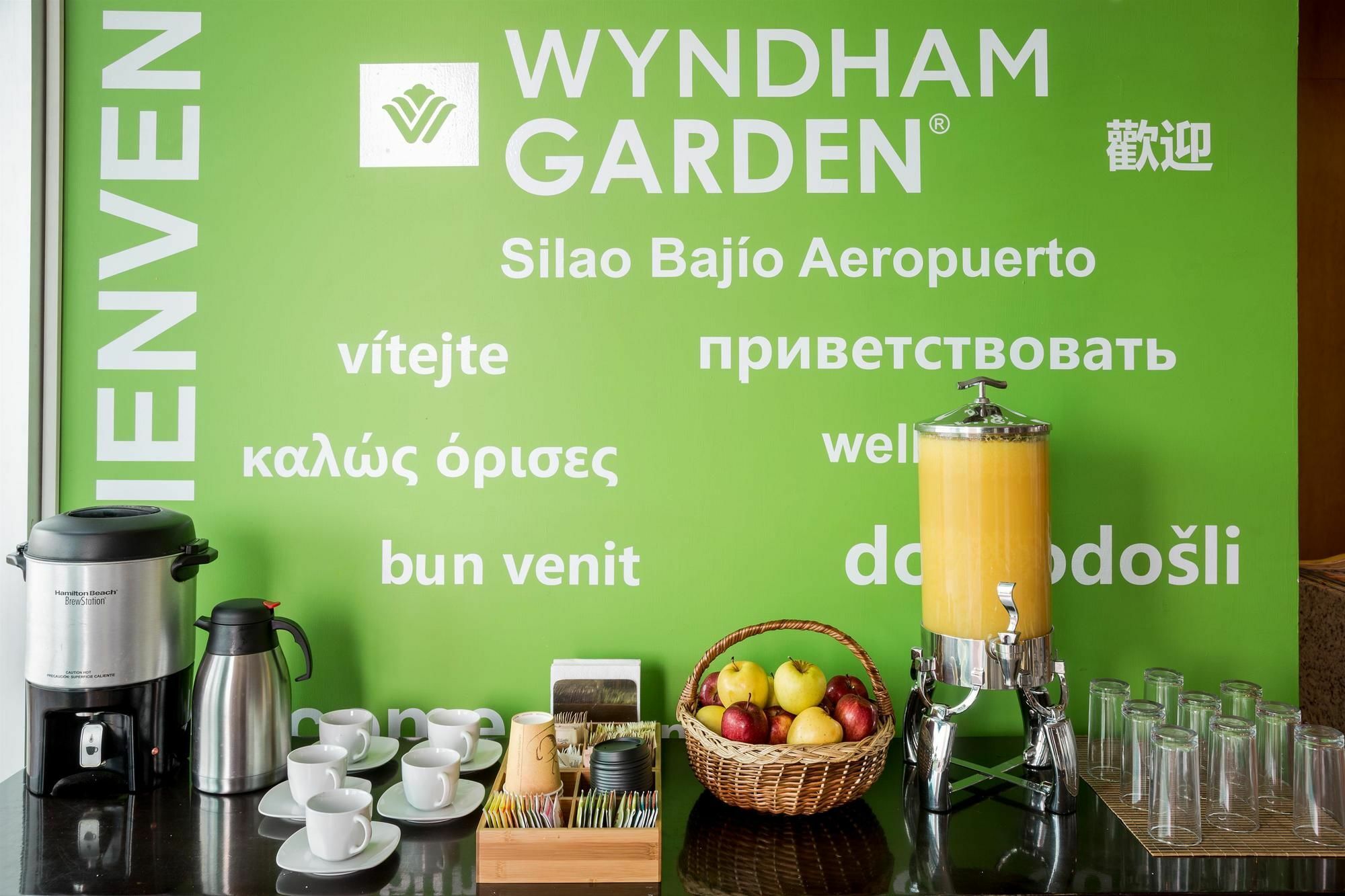 Отель Wyndham Garden Silao Bajio Aeropuerto Экстерьер фото